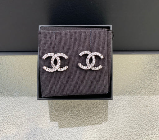 CHANEL CC RUTHENIUM/ CRYSTAL EARRINGS