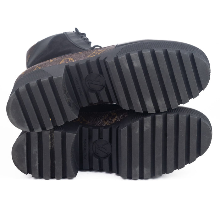 Louis Vuitton Laureate Platform Desert Boots