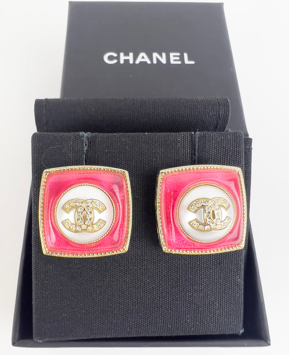 Chanel CC Pink earrings