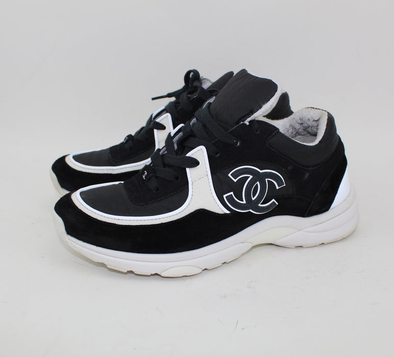 CHANEL CROSS TRAINER SNEAKERS size 40 - LuxurySnob