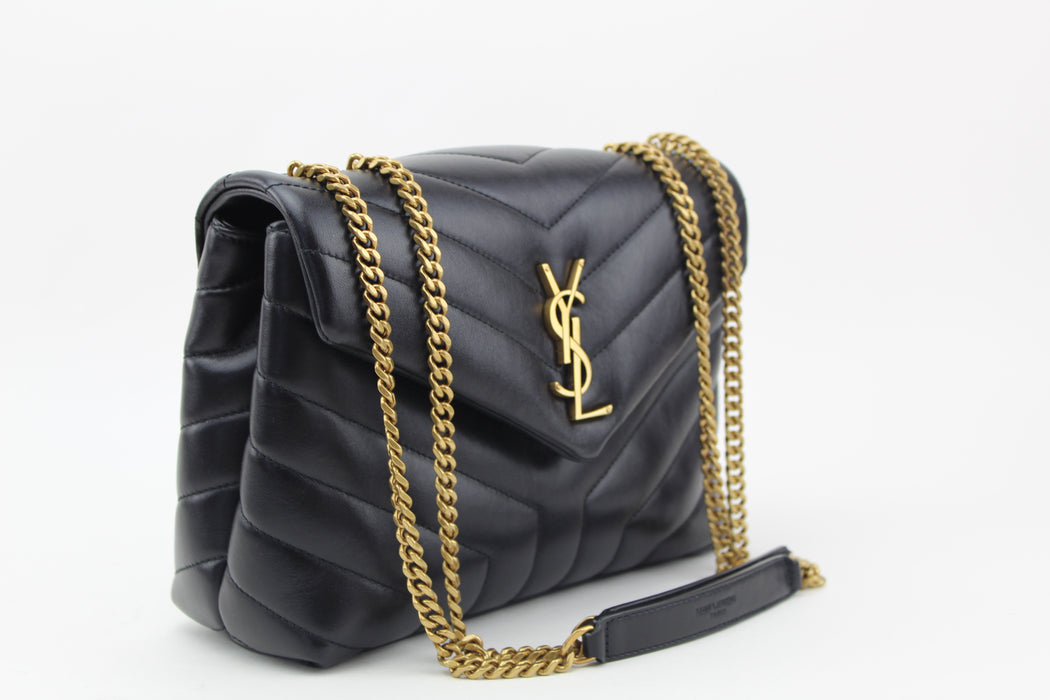 SAINT LAURENT SMALL LOULOU BAG