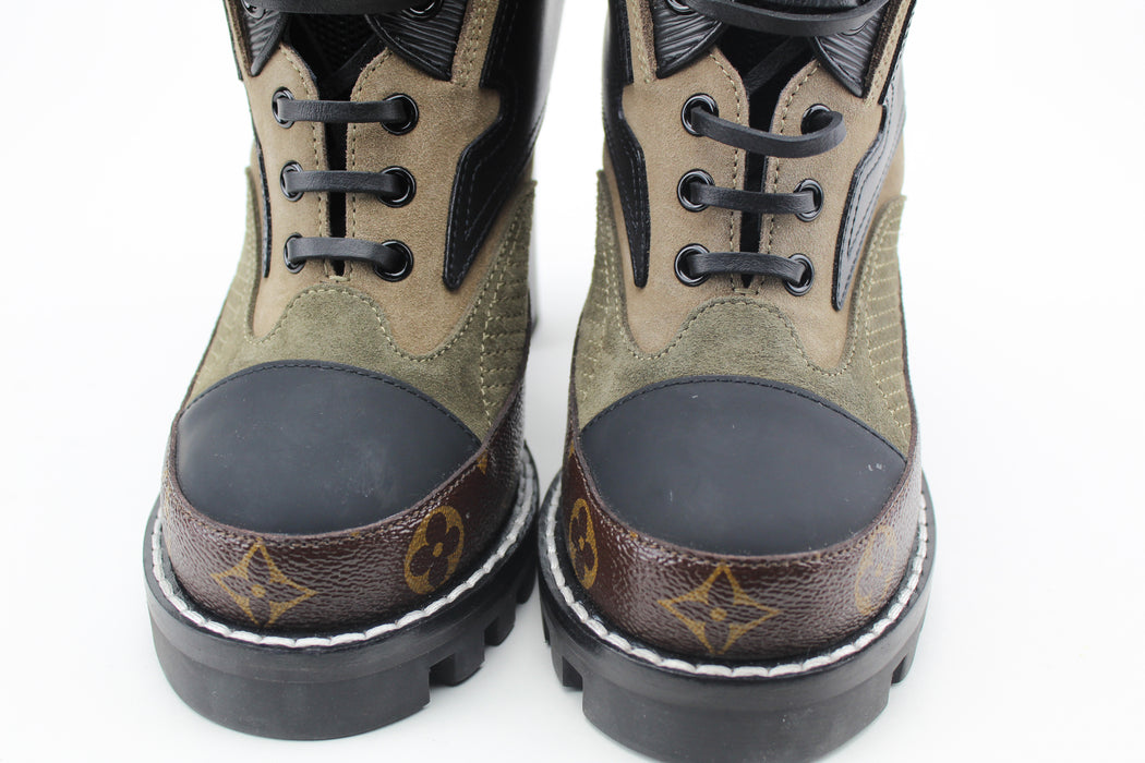 Louis Vuitton Star Trail Boots