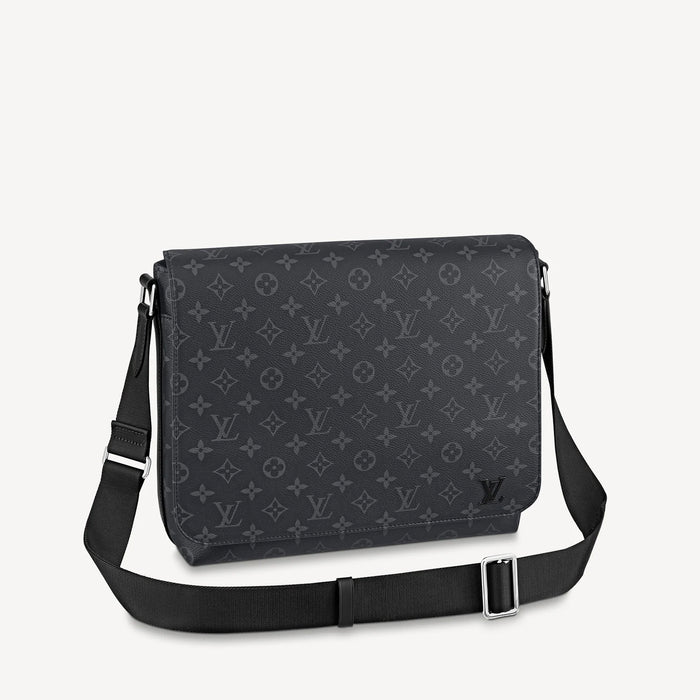 Louis Vuitton District MM Messenger