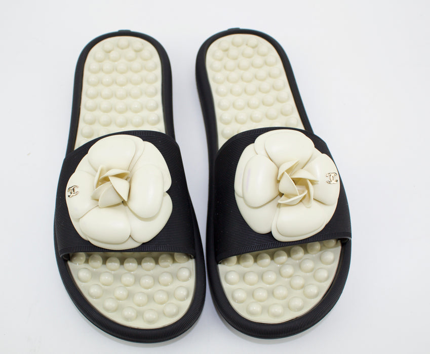 CHANEL CAMELLIA POOL SLIDES Size 3