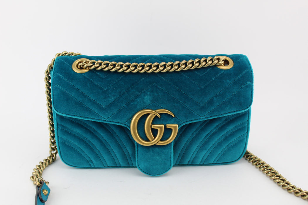 GUCCI GG MARMONT SMALL QUILTED VELVET BAG