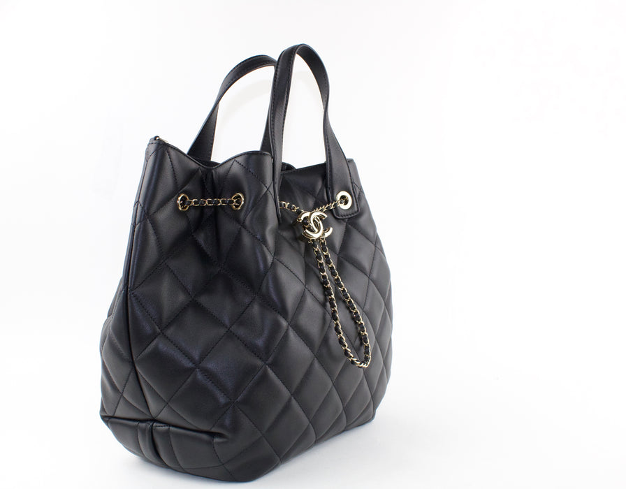 CHANEL LAMBSKIN DRAWSTRING BAG