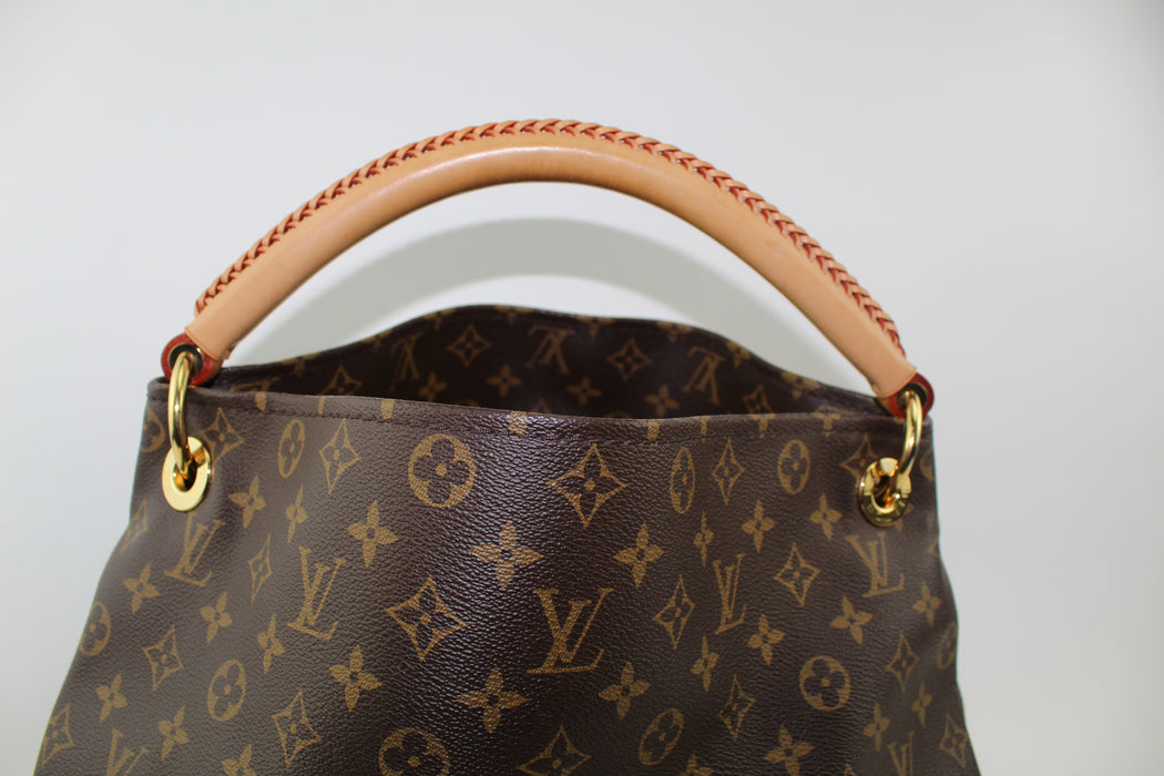 LOUIS VUITTON ARTSY MM MONOGRAM - LuxurySnob