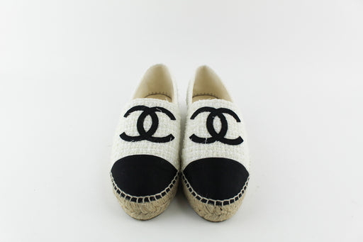 CHANEL ESPADRILLES TWEED IVORY AND BLACK