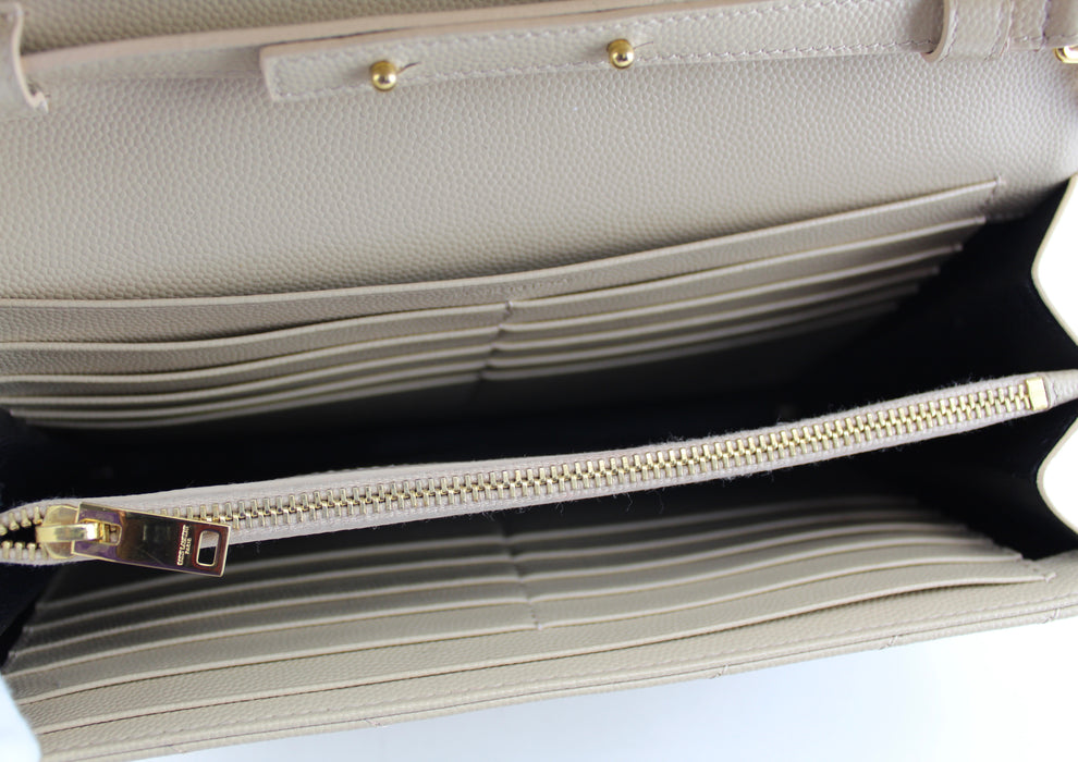 Saint Laurent Wallet on Chain Nude
