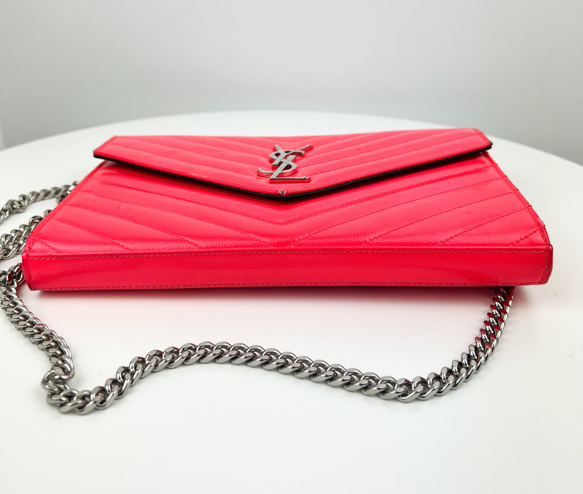 Saint Laurent Monogram chain  bag in Neon Pink