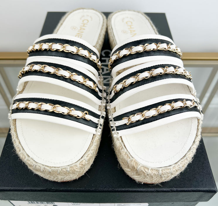 Chanel Navy and White Mules size 39