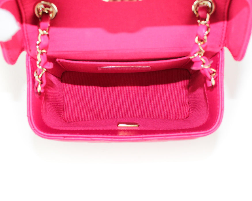 Chanel Quilted Lambskin Bag fuschia