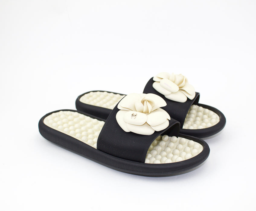 CHANEL CAMELLIA POOL SLIDES Size 3