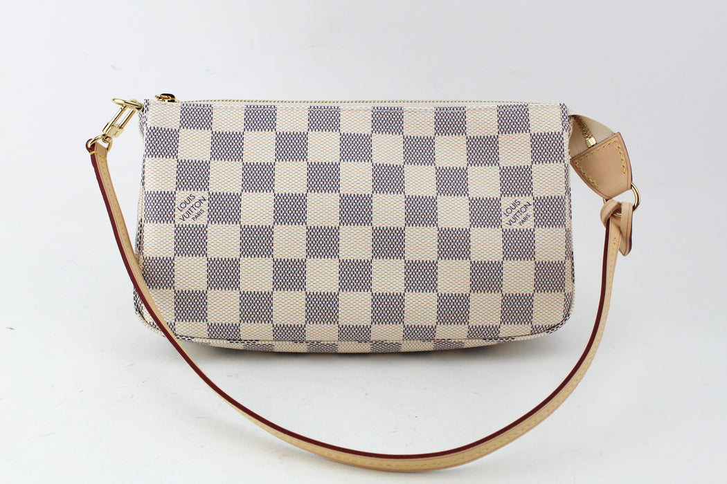 Louis Vuitton Pochette Accessoires
