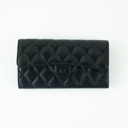 Chanel Gusset Flap Wallet black