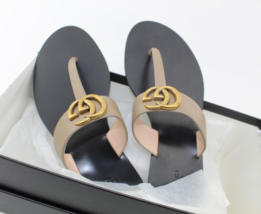 GUCCI LEATHER THONG SANDAL SIZE 38.5 