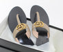 GUCCI LEATHER THONG SANDAL SIZE 38.5 