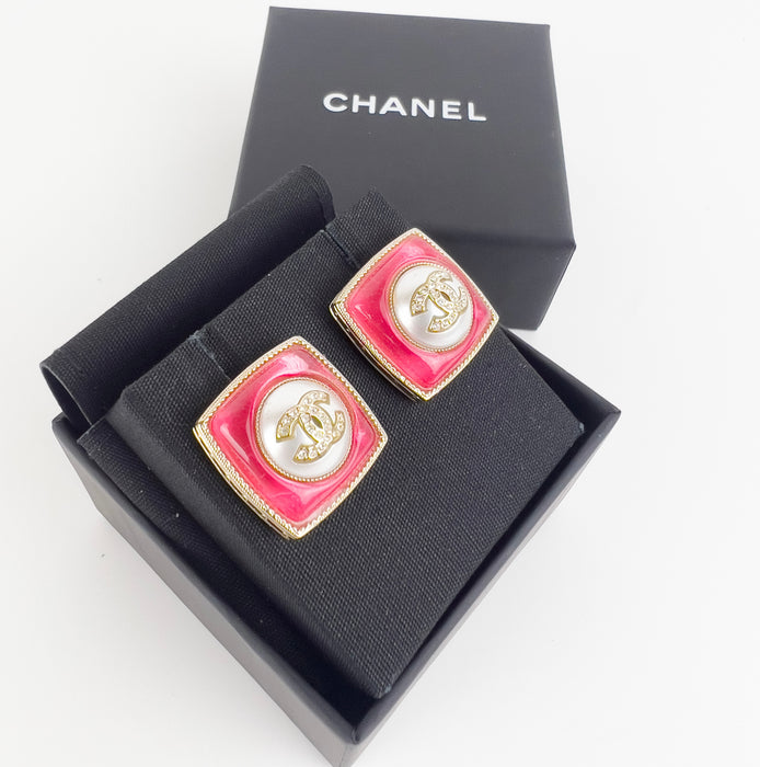 Chanel CC Pink earrings