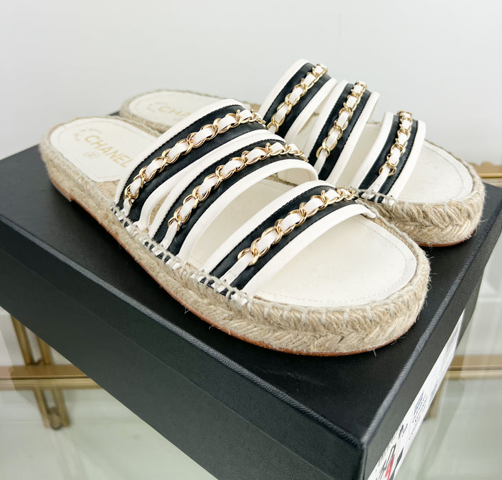 Chanel Navy and White Mules size 39