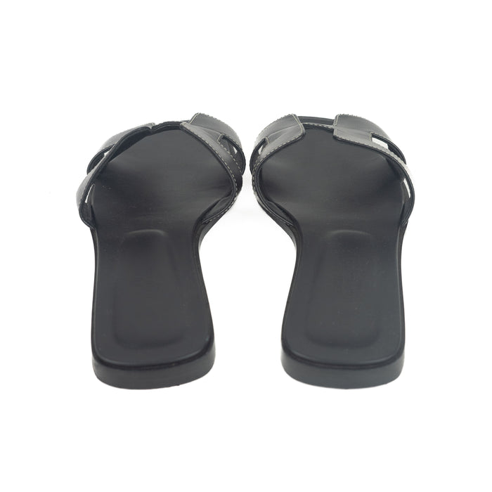 Hermes Oran Sandals in Black