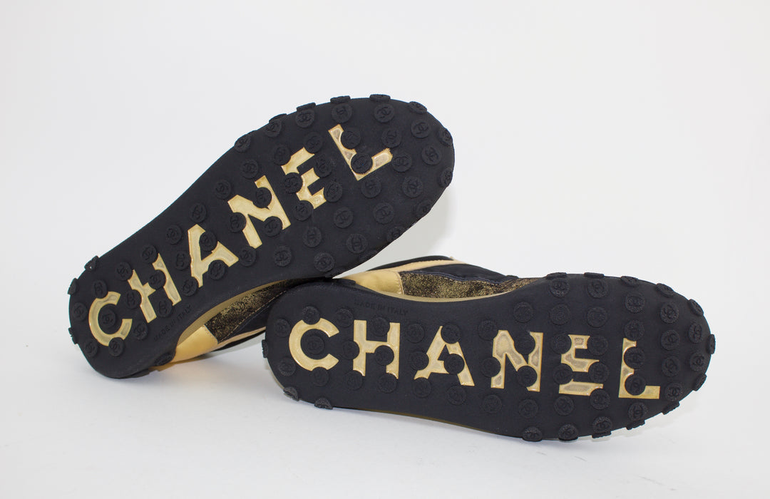CHANEL SNEAKERS