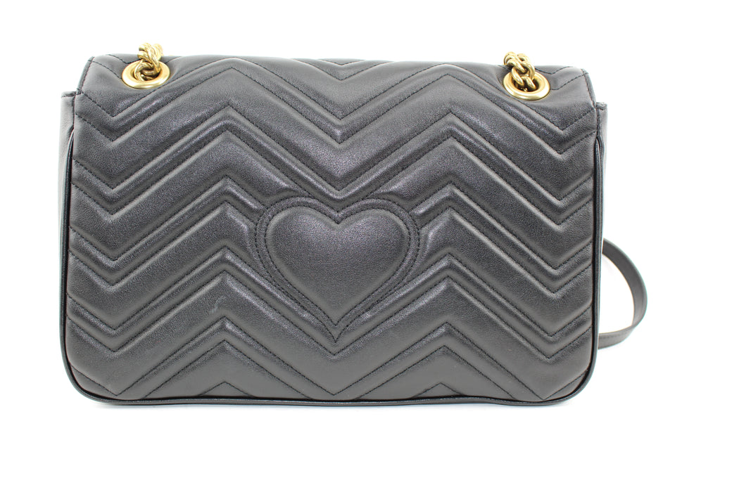 GUCCI GG MARMONT MEDIUM MATELASSÉ SHOULDER BAG