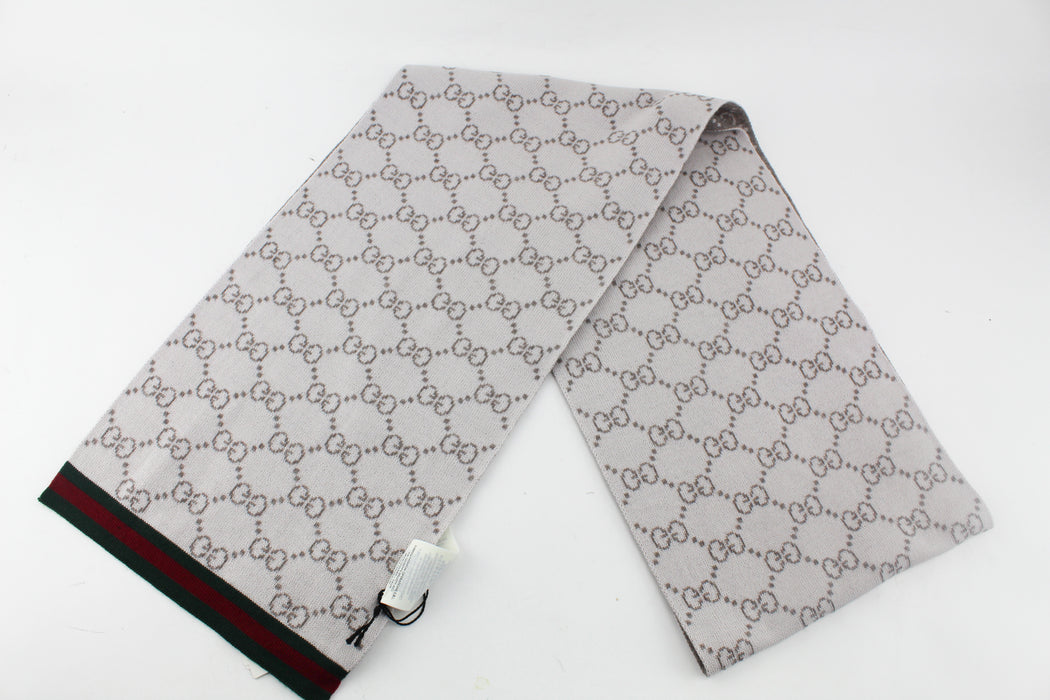 Gucci GG scarf