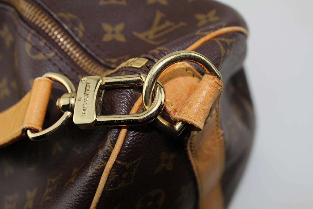 LOUIS VUITTON  KEEPALL BANDOULIÈRE 55 - LuxurySnob