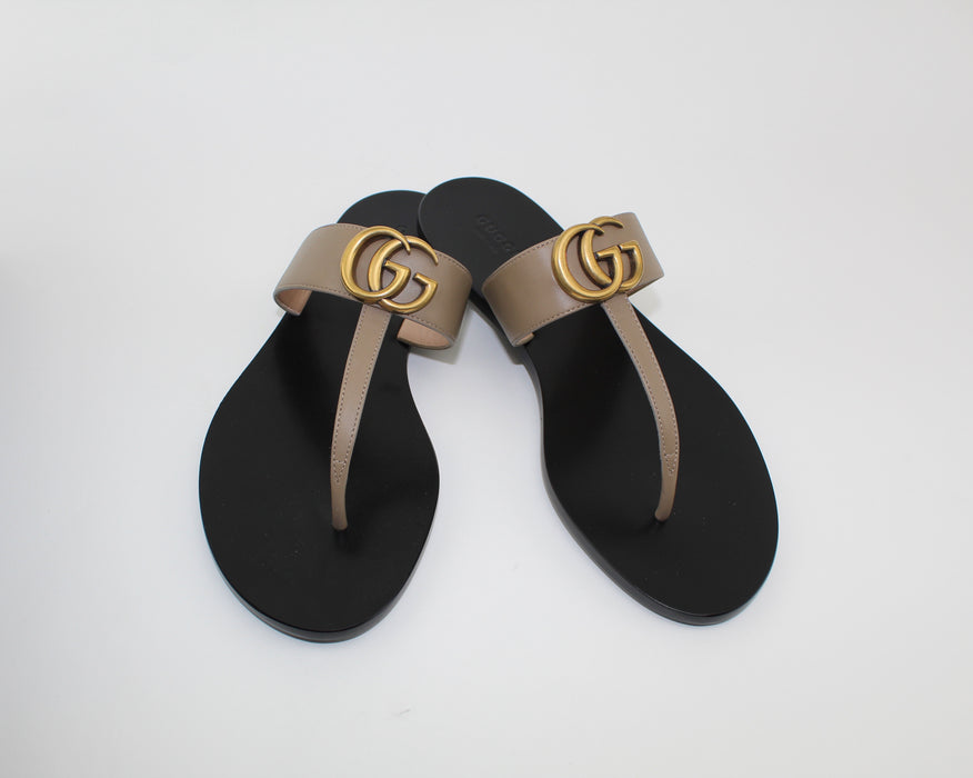 GUCCI LEATHER THONG SANDAL SIZE 38.5 