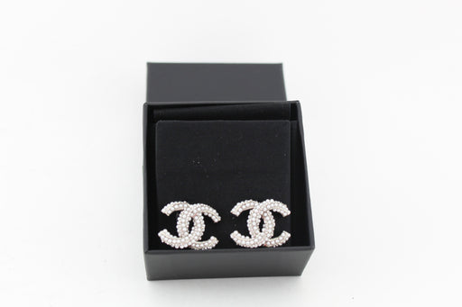 Chanel CC pearl earrings