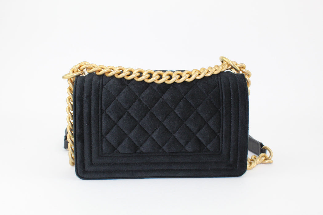 CHANEL SMALL BOY VELVET BLACK / GOLD