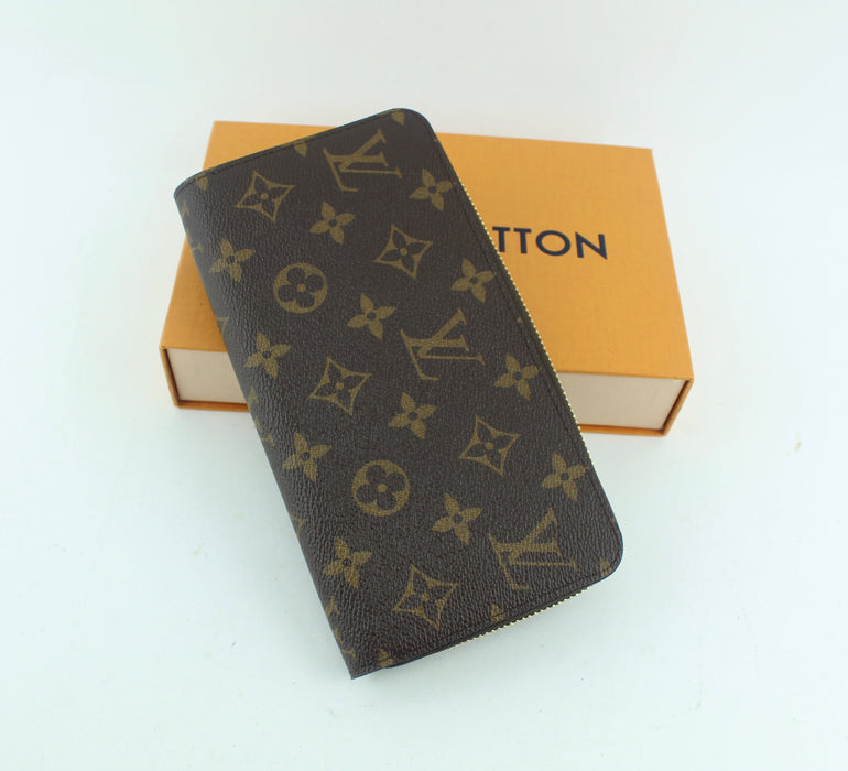 LOUIS VUITTON ZIPPY WALLET - LuxurySnob