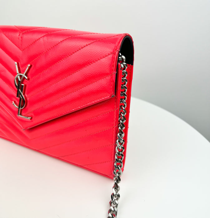 Saint Laurent Monogram chain  bag in Neon Pink
