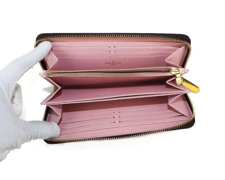 Louis Vuitton Monogram Zippy Wallet in Pink