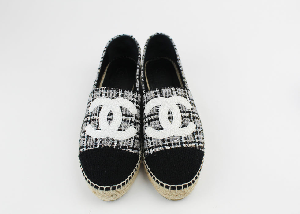 Chanel Espadrille Tweed black