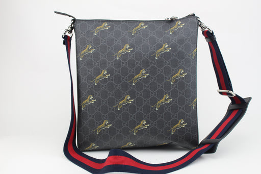 Gucci GG Supreme messenger with tigers