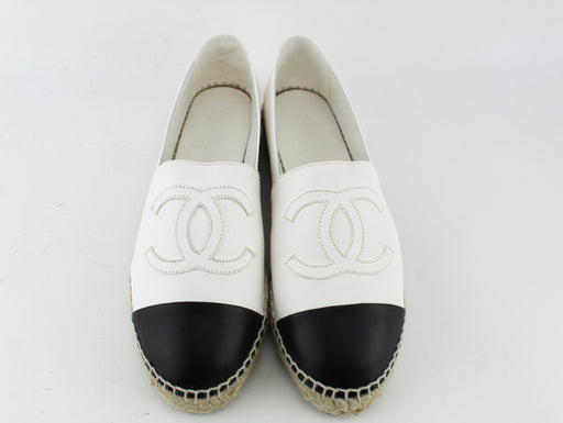 Chanel Espadrille Lambskin white / black