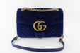 GUCCI MEDIUM GG MARMONT VELVET SHOULDER BAG BLUE