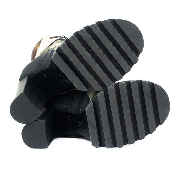 Louis Vuitton Star Trail boots