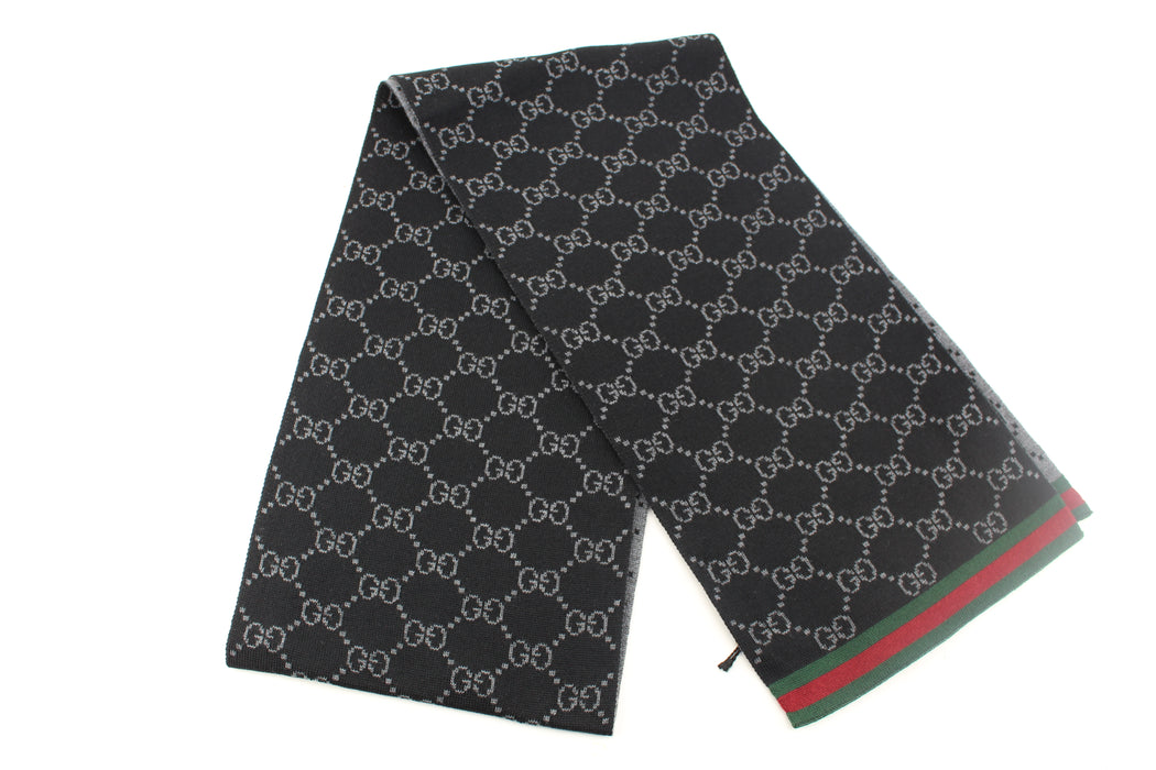Gucci GG scarf