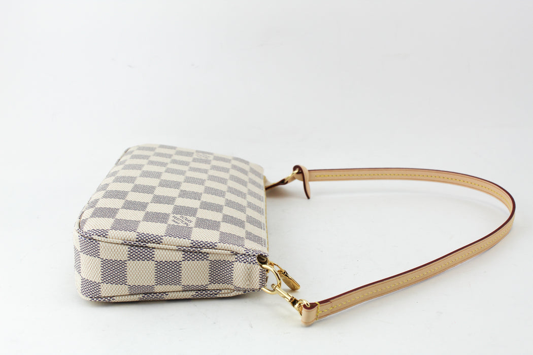 Louis Vuitton Pochette Accessoires