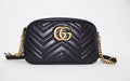 GUCCI GG MARMONT SMALL MATELASSÉ SHOULDER BAG