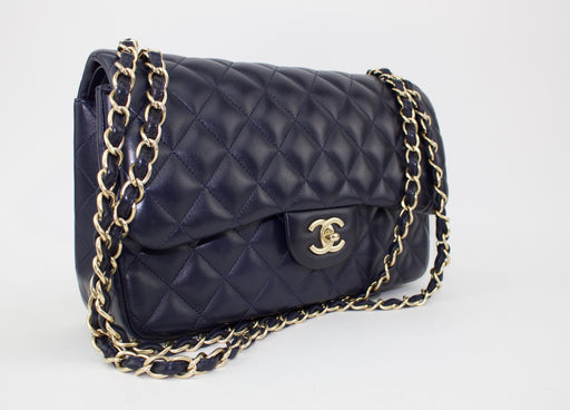 CHANEL LAMBSKIN QUILTED JUMBO DOUBLE FLAP BAG
