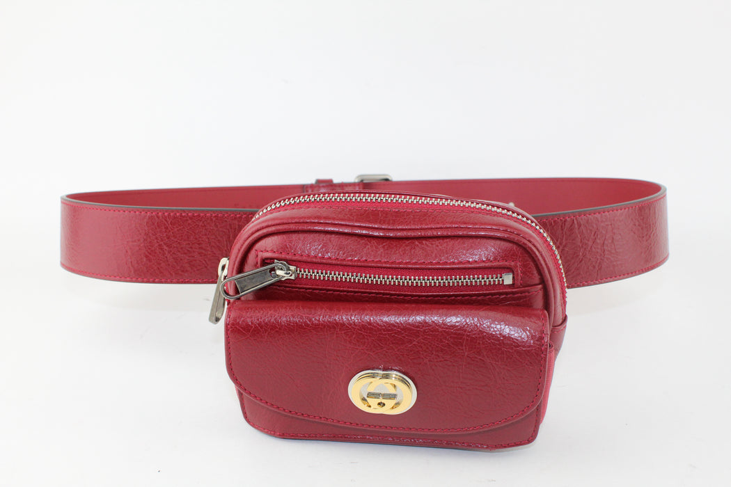 Gucci small Interlocking G belt bag