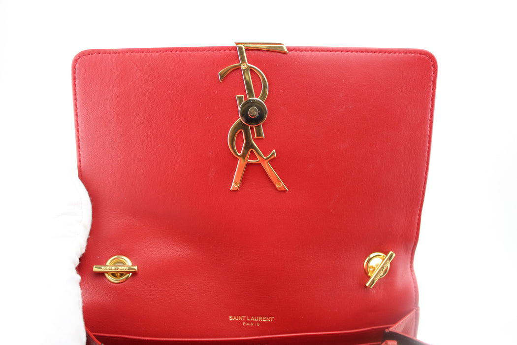 Saint Laurent Vicky Chain Wallet in quilted leather