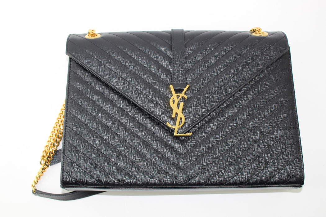 SAINT LAURENT LARGE ENVELOPE GRAIN DE POUDRE CHAIN BAG - LuxurySnob