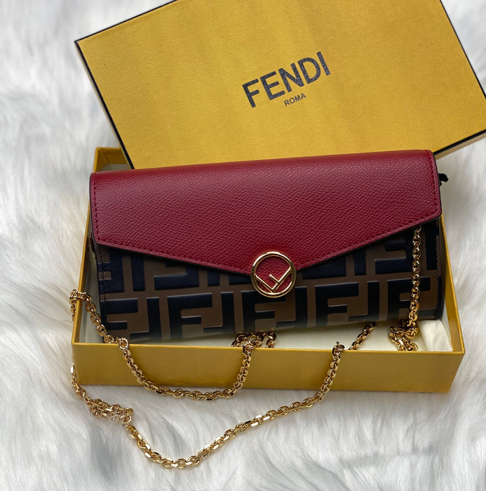 FENDI WALLET WITH CHAIN - LuxurySnob