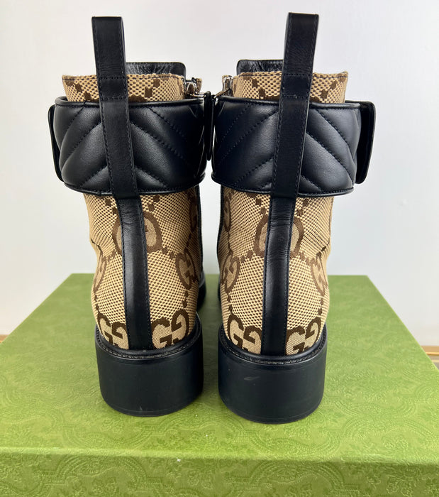 Gucci Women's ankle boot with Double G